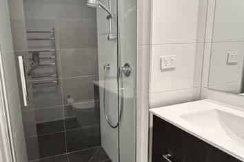 1007B/8 Lakewood Court, Manukau