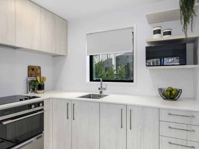 5/4 Johnston Grove, Taita
