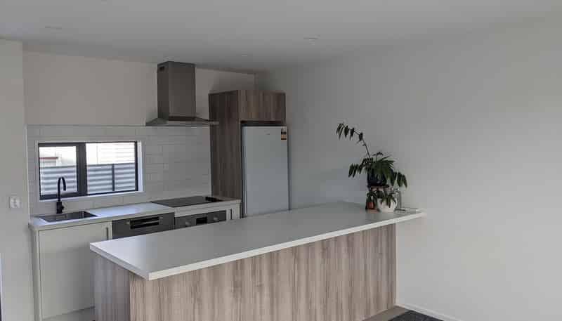 2/37 Grafton Street, Waltham