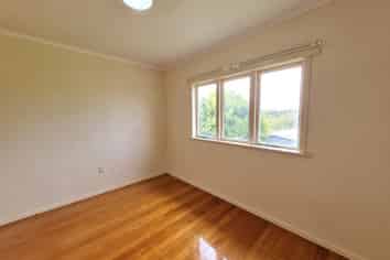 349 Wairau Rd, Glenfield