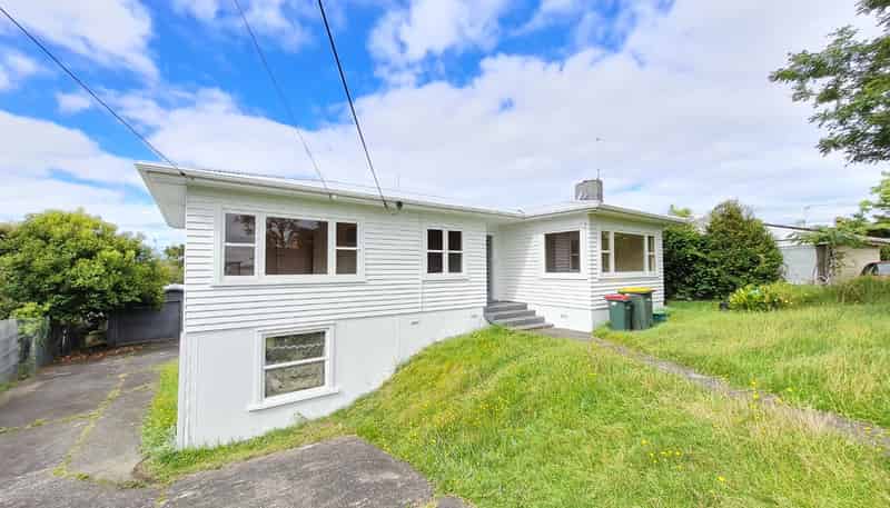 349 Wairau Rd, Glenfield