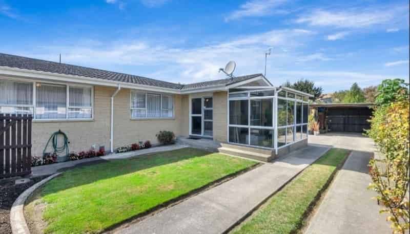 2/92A St Martins Road, Saint Martins