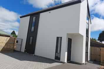 6/466 Main South Road, Hornby