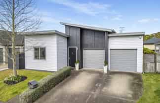 80 Landing Drive, Pyes Pa