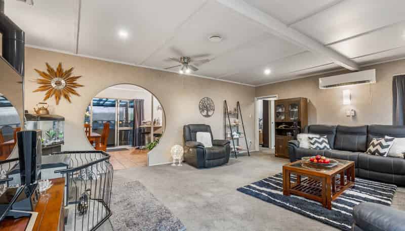 16 Ribblesdale Road, Henderson