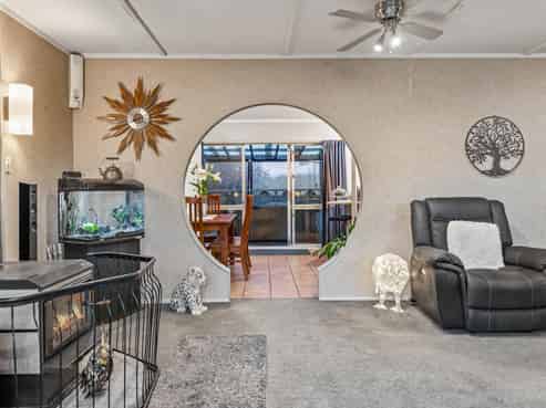 16 Ribblesdale Road, Henderson