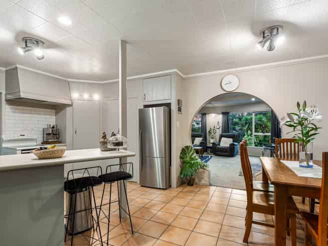 16 Ribblesdale Road, Henderson