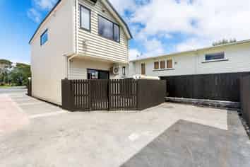 1/59 Godley Road, Green Bay