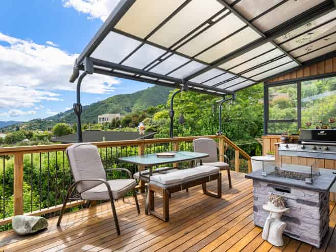 32 Moana View Road, Waikawa