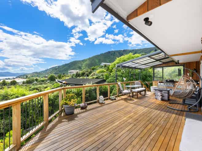 32 Moana View Road, Waikawa