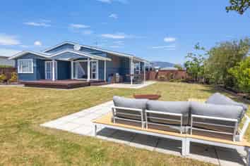 10 Orowaiti Road, Westport