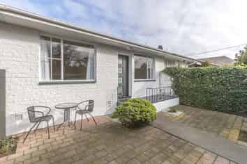 4/16 Holly Road , Merivale