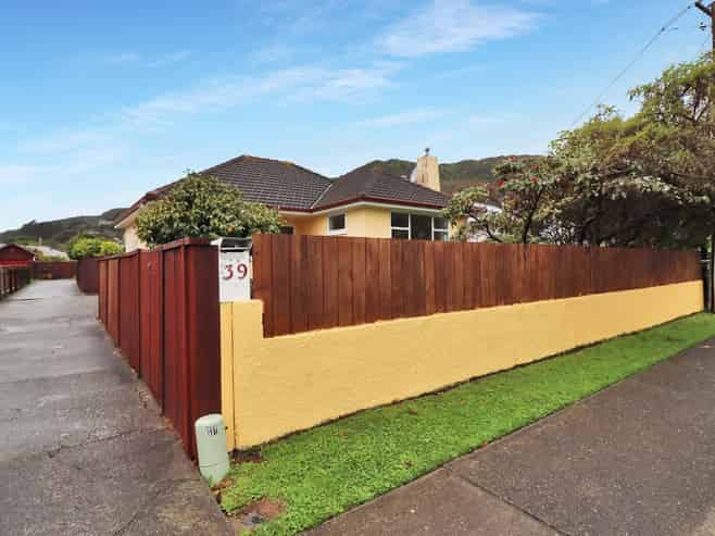 39 Birdwood Road, Waterloo