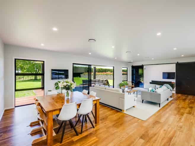 252 Meeanee Road, Meeanee