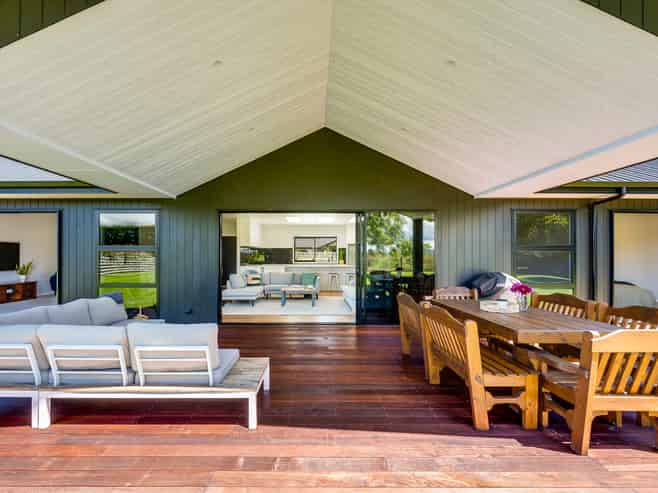 252 Meeanee Road, Meeanee