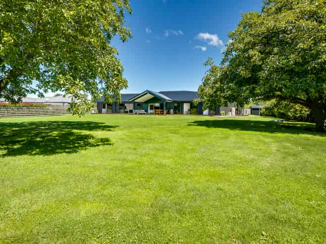 252 Meeanee Road, Meeanee