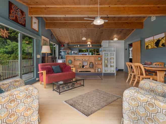 2 Kereru Street, Waikanae