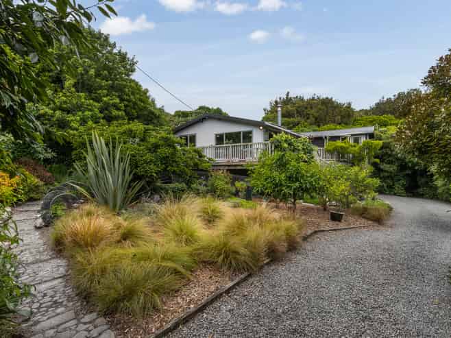 2 Kereru Street, Waikanae
