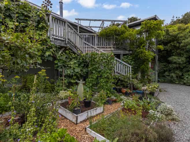 2 Kereru Street, Waikanae