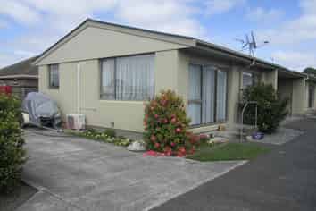 1/373 Main North Road, Redwood