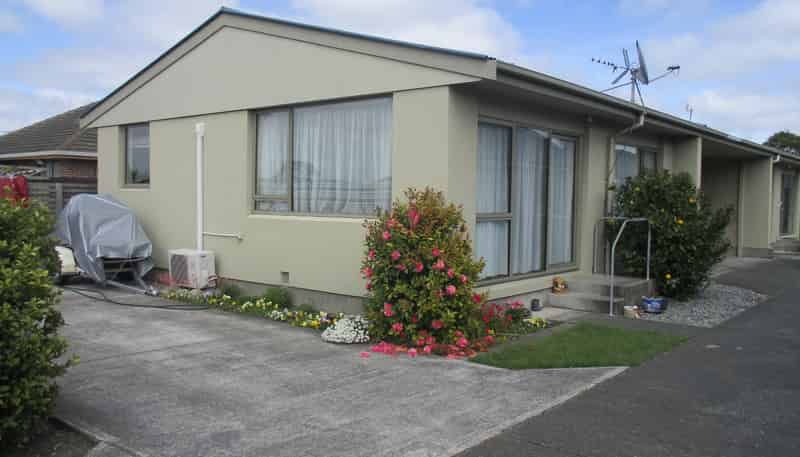 1/373 Main North Road, Redwood