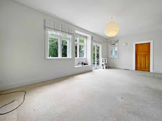 25 Chamberlain Road, Karori