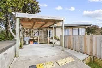 16 Eatwell Avenue, Paraparaumu Beach