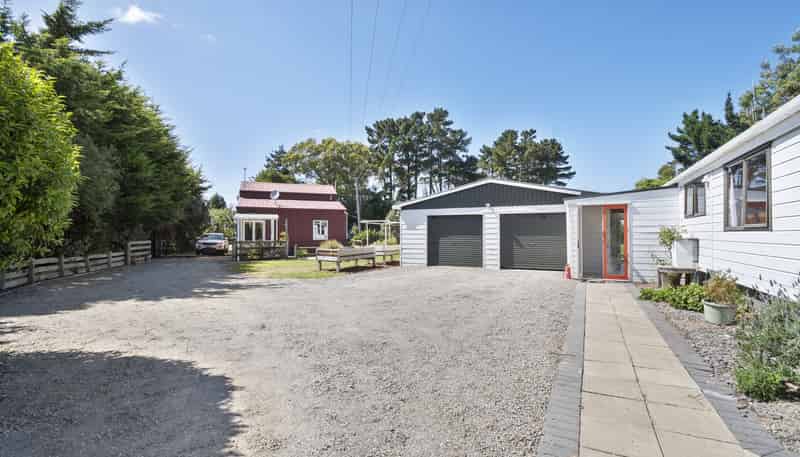 118 Green Road, Awahuri