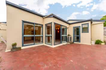 30 Cook Street, Oceanview