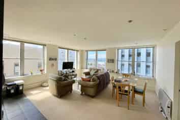 8E/123 Molesworth Street, Thorndon