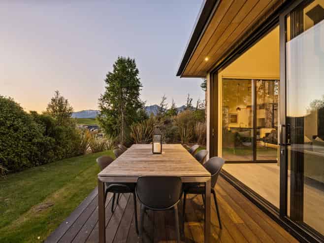 1 Torridon Court, Jacks Point