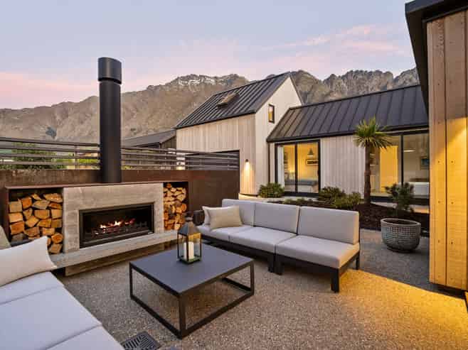 1 Torridon Court, Jacks Point