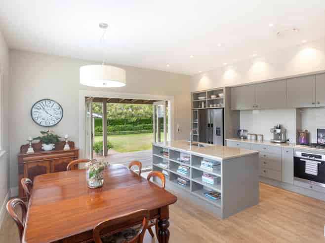 34 Mays Road, Saint Albans