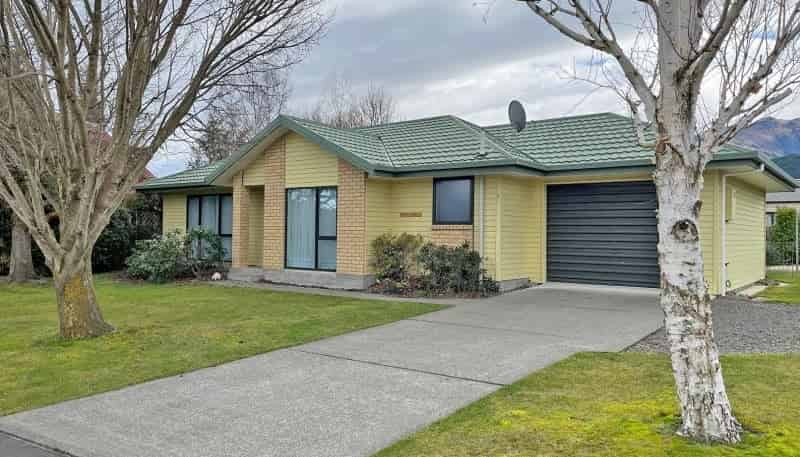 8 Devon St, Hanmer Springs