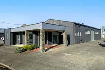 Fully Refurbished 320m² Warehouse with Office