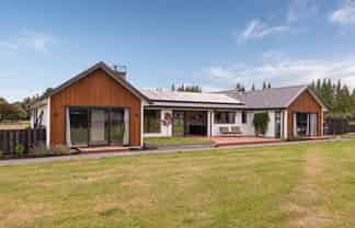 8 Walford Way, Darfield