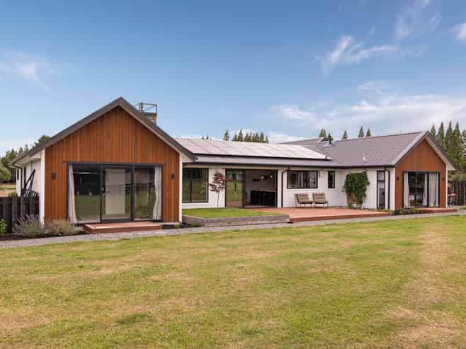 8 Walford Way, Darfield