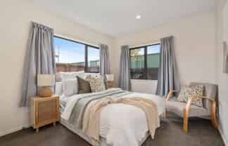 80A Shakespeare Road, Waltham