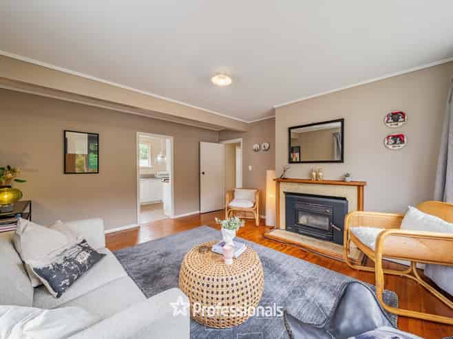 54 Bird Grove, Stokes Valley