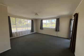 16 Hicks Crescent, Waikanae Beach