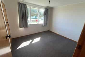 12 Gibbons Crescent, Castlecliff