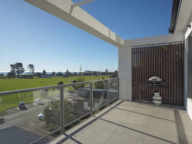 302/33 Beach Road, Tahunanui