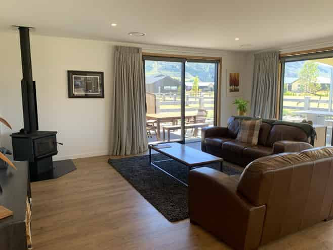 88 Burdon Loop, Lake Hawea