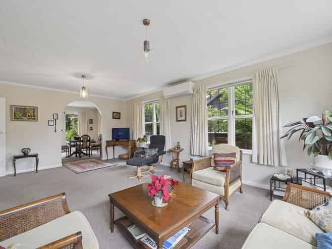 71 Nimmo Avenue East, Waikanae