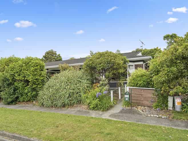 71 Nimmo Avenue East, Waikanae