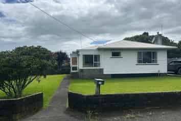 16 Harris Street, Waitara