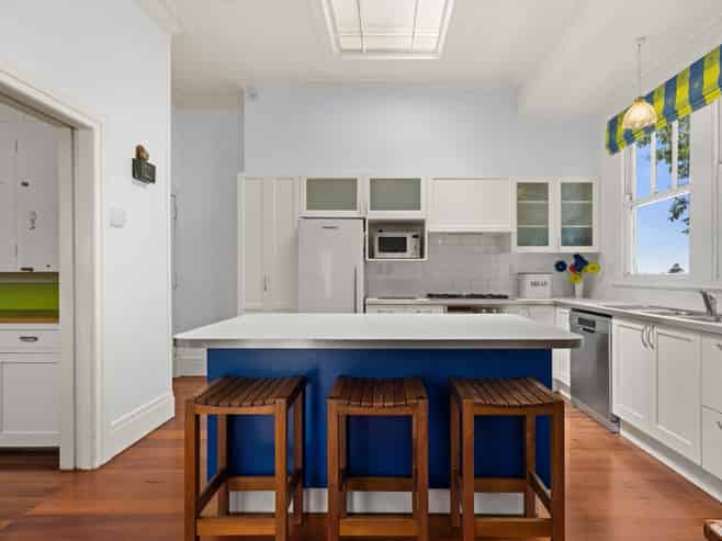 11 Thompson Road, Bluff Hill