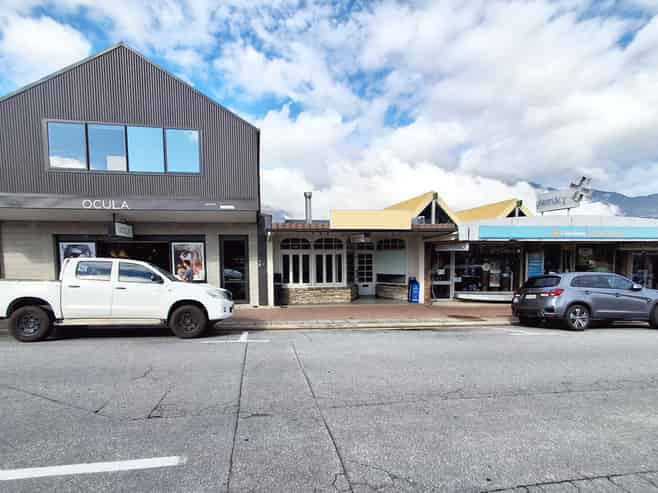 Prime Helwick St Retail/Hospitality Opportunity