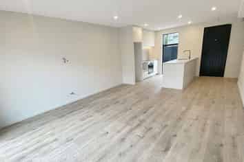 2/209 Cranford Street, Saint Albans