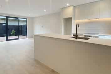 2/209 Cranford Street, Saint Albans